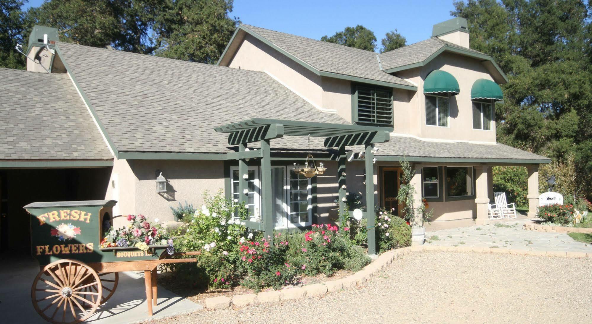 The Eden House Vineyard Hotel Templeton Bagian luar foto
